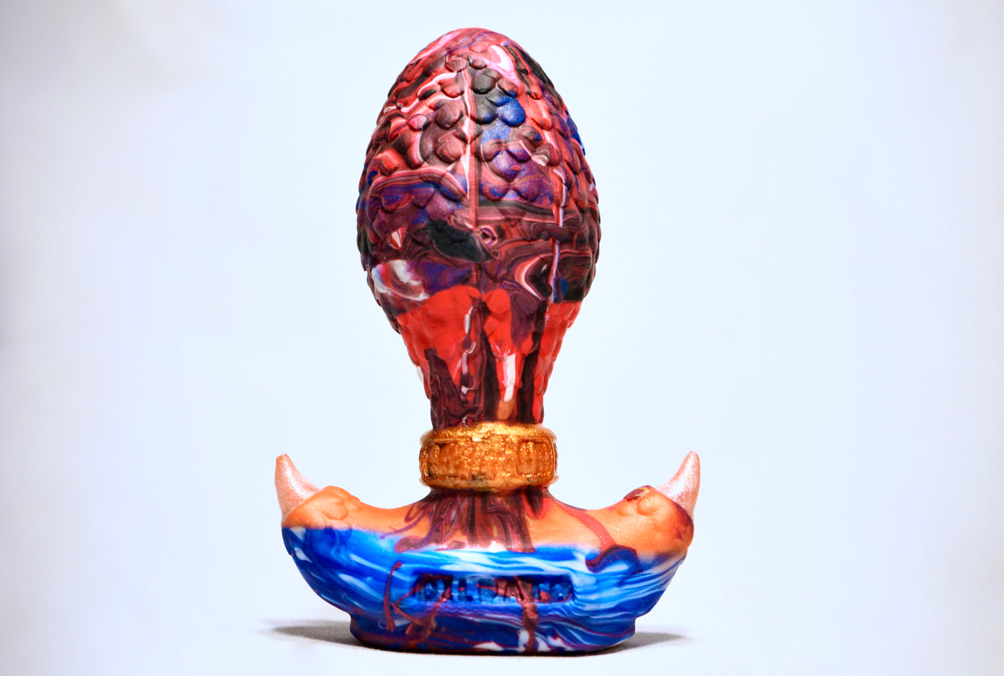 Huevo de Dragón Ass-Irius - Rojo, Azul y Blanco.