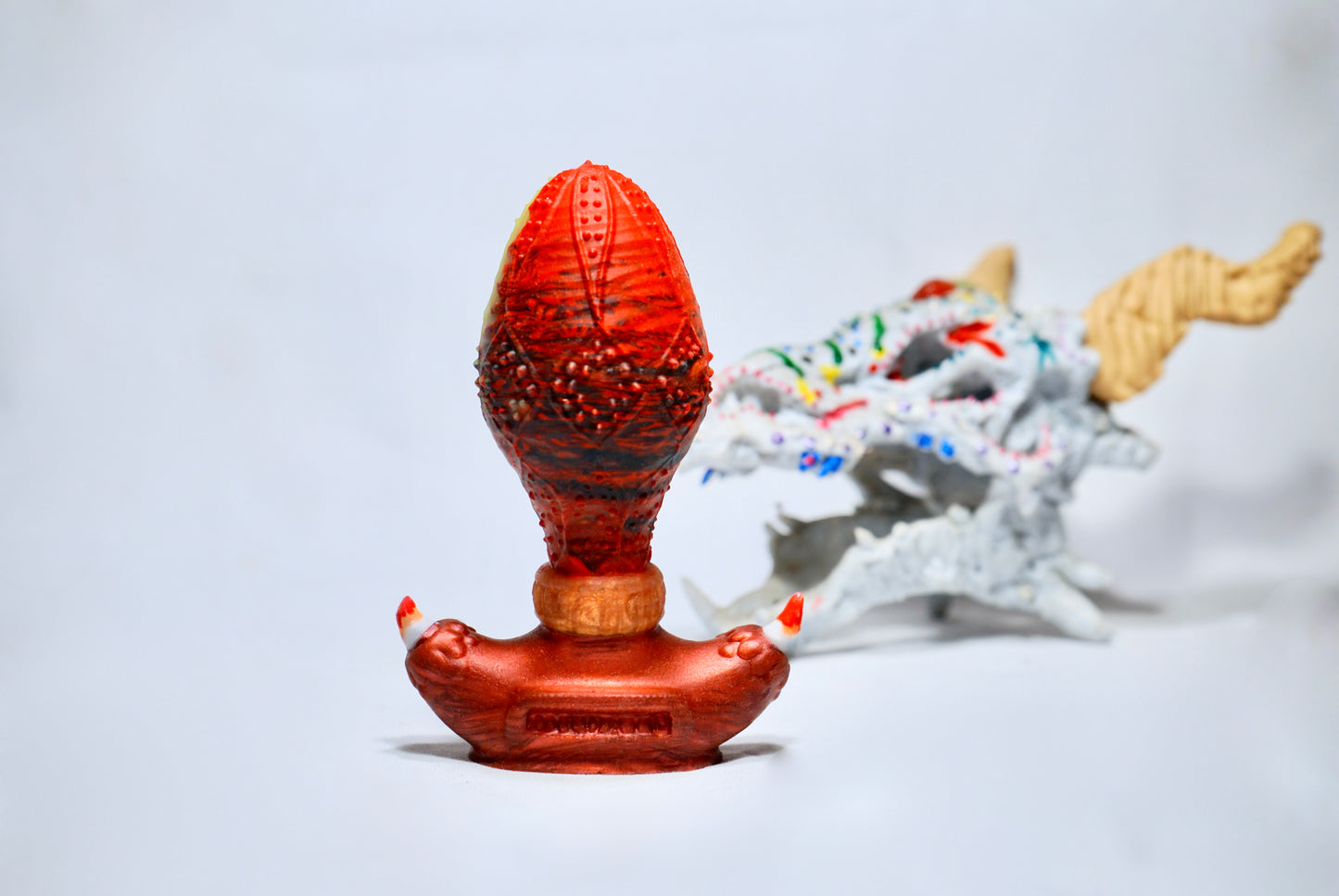 Huevo de Dragón Ass-Irius - Rojo, Amarillo y Cobre.